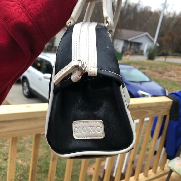 Xoxo little bag! - Picture 2 of 4